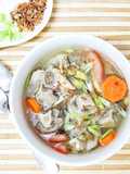 Sop buntut full rempah