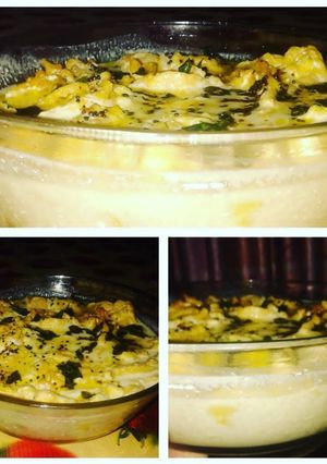 A picture of BESAN k DAHI BHALLE.