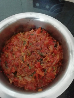 தக்காளித் தொக்கு(tomato thokku recipe in tamil) செய்முறை முக்கிய புகைப்படம்