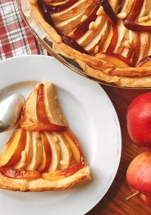 Hình của món 💚 Bánh Tart Táo Xuân Đào Hạnh Nhân.