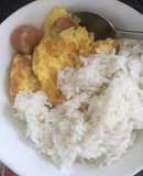 Trứng chiên xúc xích