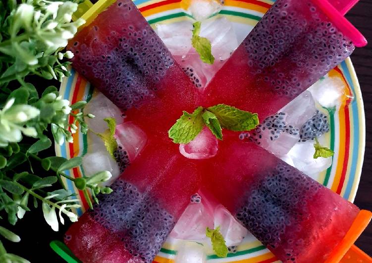 Recipe of Super Quick Homemade Berry Berry Popsicles #berrybonanaza