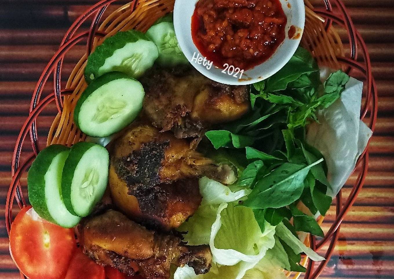 Ayam Goreng Bumbu Soto