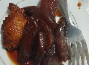 Una foto de Dulce de papaya con buñuelo de harina