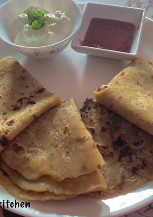 A picture of Aloo Paratha.