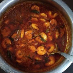 A picture of Prawns Masala.