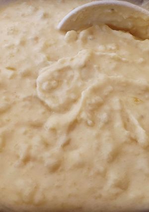 A picture of Steakhouse Style Garlic Mashed Potatoes.
