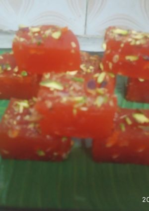 A picture of Bombay Karachi Halwa.