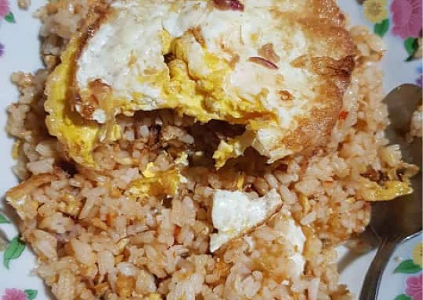 Nasi goreng ala anak kos
