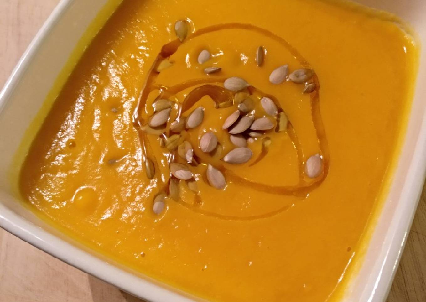 Crema de calabaza con sus semillas
