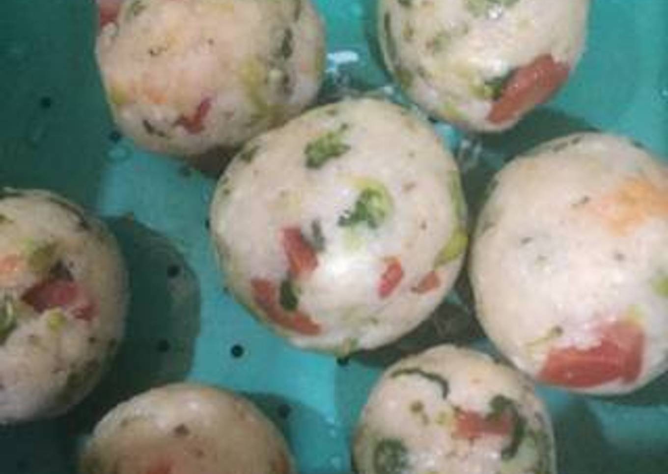 Steamed Paneer Dumplings