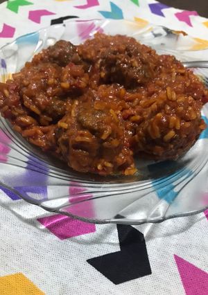 Una foto de Arroz con albóndigas