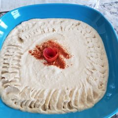 A picture of Hummus.