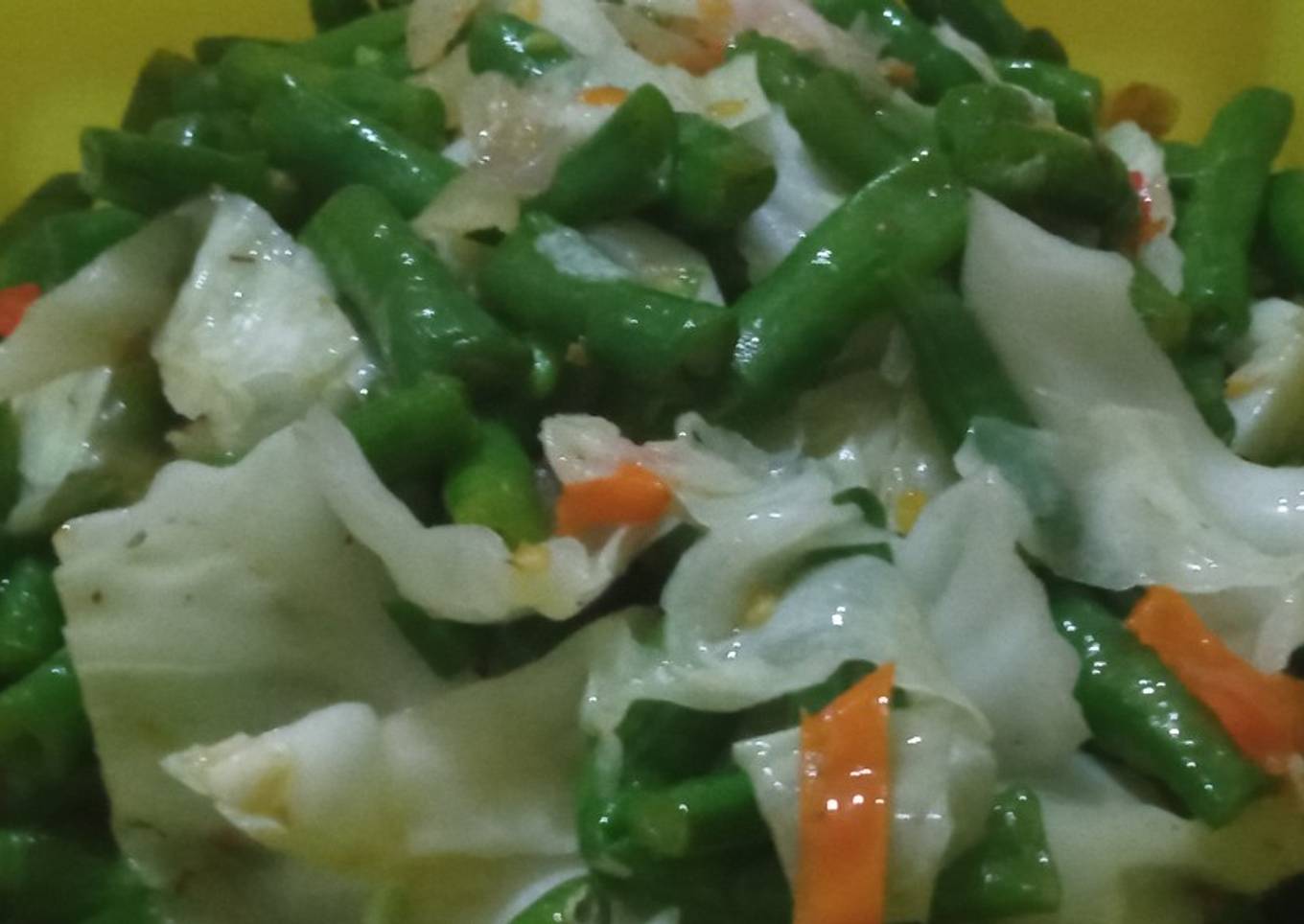 Tumis kol kacang panjang pedas