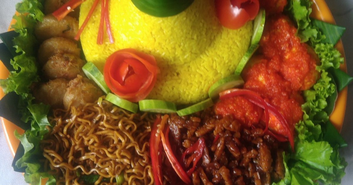 Nasi Tumpeng Ultah