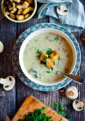 صورة لوصفة شوربة الفطر بالدجاج