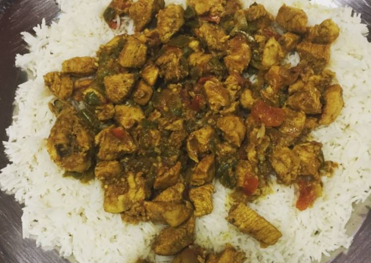 رز بخلطة الدجاج والفلفل الرومي