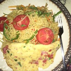 Vegetable indomie and Egg A picture of Vegetable indomie and Egg.