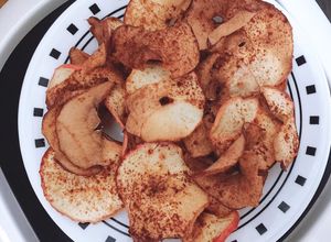 Hình của món Táo nướng bột quế.