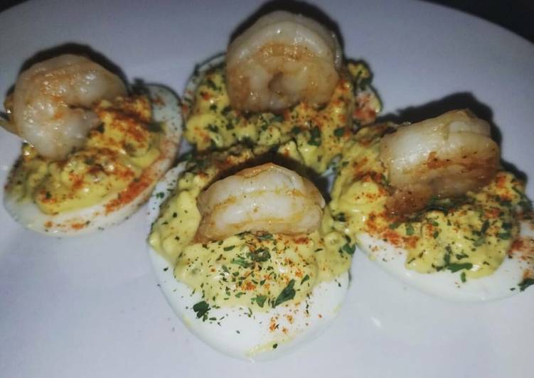 Devil eggs with shrimp