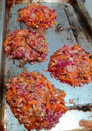 Una foto de Hamburguesas de zanahoria y remolacha