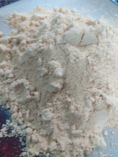 A picture of Powered milk made from soya beans.