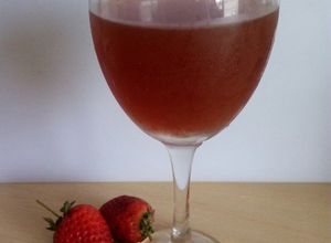 Una foto de Kombucha sabor frutilla