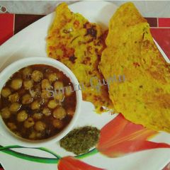 Chane ki dal ka chilla With boiled Chhole A picture of Chane ki dal ka chilla With boiled Chhole.