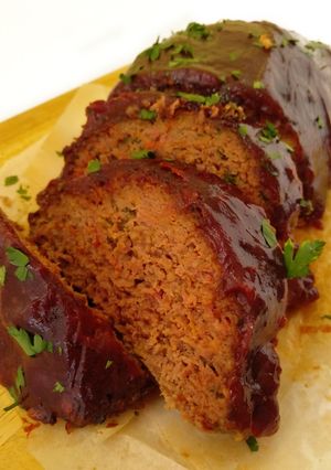 Una foto de Meatloaf {pastel de carne, receta tradicional americana}