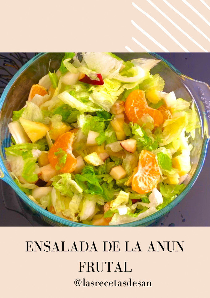 Una foto de Ensalada de abundancia frutal