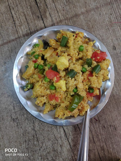 मिक्स वेज दलिया (Mix veg dalia recipe in Hindi) रेसिपी मुख्य फोटो