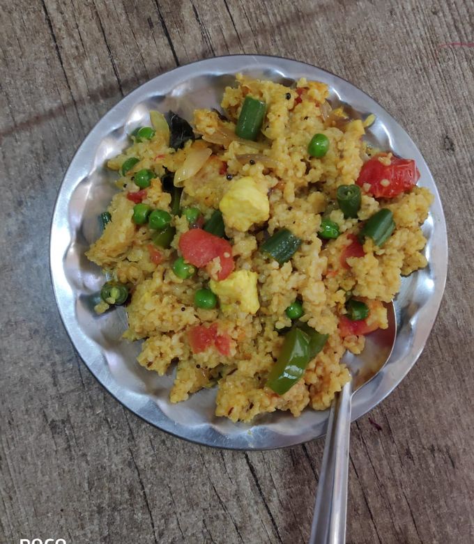 मिक्स वेज दलिया (Mix veg dalia recipe in Hindi) रेसिपी मुख्य फोटो