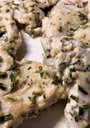 A picture of Rosemary chicken breasts.