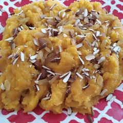 A picture of Sooji Halwa.