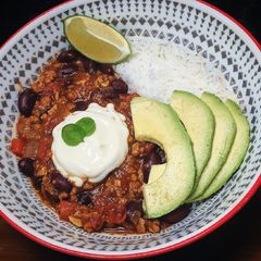 A picture of Vegan chilli con carne.