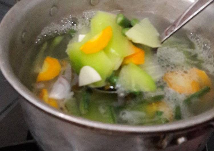Resep Sayur Bening Labu Siam yang Enak