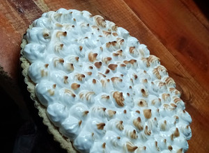 Una foto de Pie de limón muy rico y fácil 😋