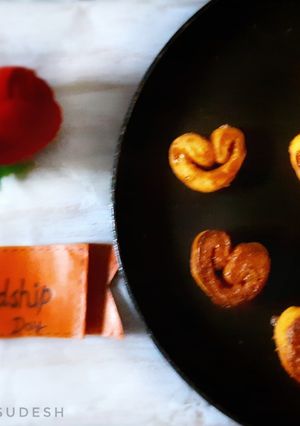 सिनॅमन रोल्स (cinnamon rolls recipe in marathi) रेसिपी चे मुख्य फोटो