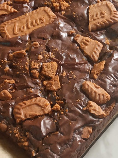 Foto resep Lotus biscoff brownie with salted caramel