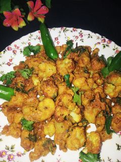 गोभी के पकौड़े (gobhi ke pakode recipe in hindi) रेसिपी मुख्य फोटो