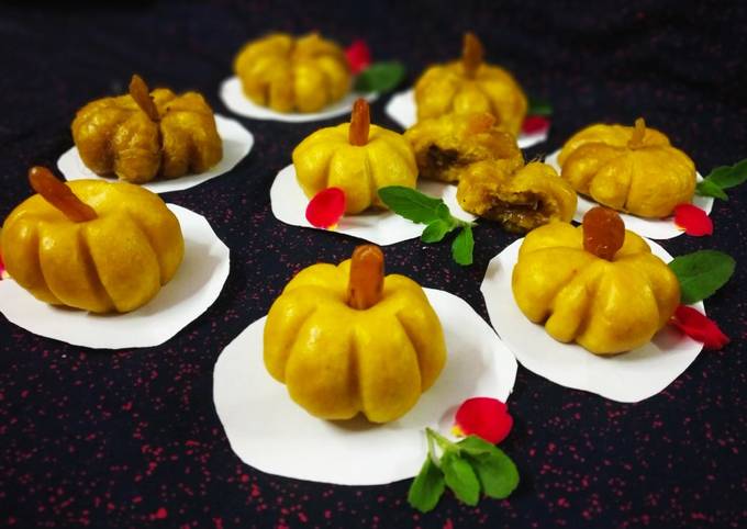 Mantou pumpkin stuffed buns