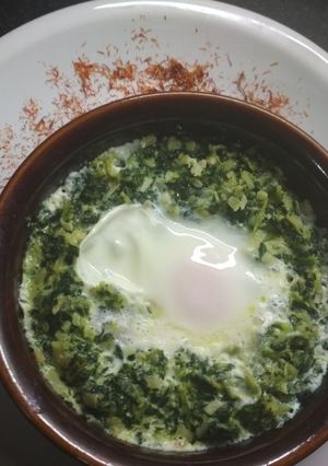 Una foto de Huevo a la florentina en microondas