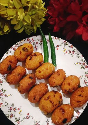 A picture of Leftover Rice Cutlets.