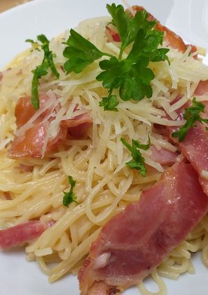 A picture of Aziatisch Baconara Pasta.