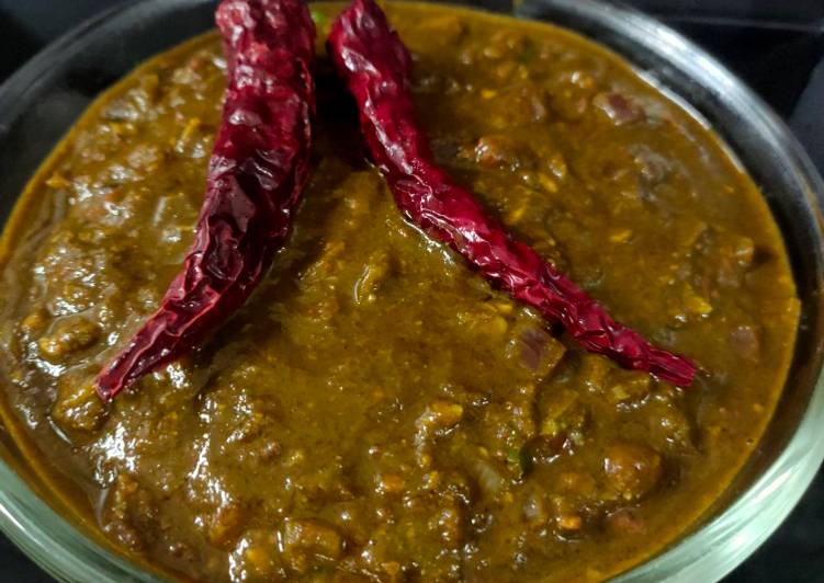 How to Prepare Favorite Lasooni palakh