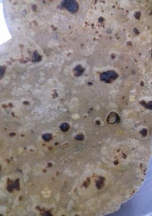 A picture of Chane dal ki chapati.