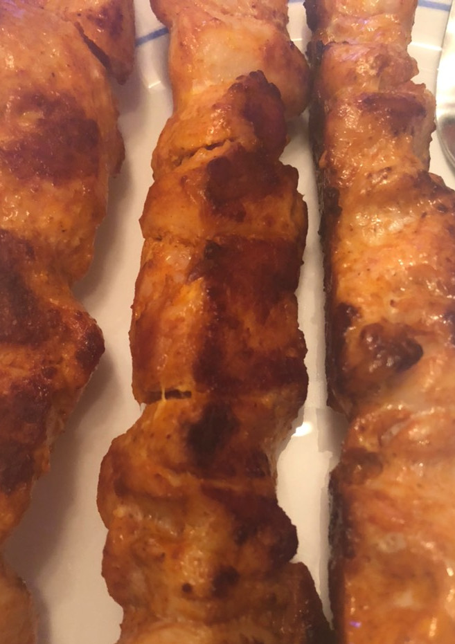 Una foto de Pinchos de pollo