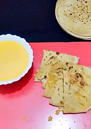 दालभरी पराठे (Dalbhari Parathe recipe in Hindi) रेसिपी मुख्य फोटो