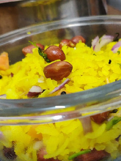 पोहा (poha recipe in hindi) रेसिपी मुख्य फोटो
