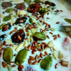 Banana oats and seeds breakfast delight A picture of Banana oats and seeds breakfast delight.